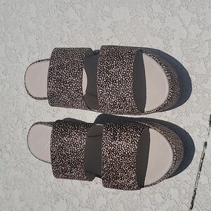 Matisse Struttin Fur Natural Spot Platform Sandals Brown Womens 10M